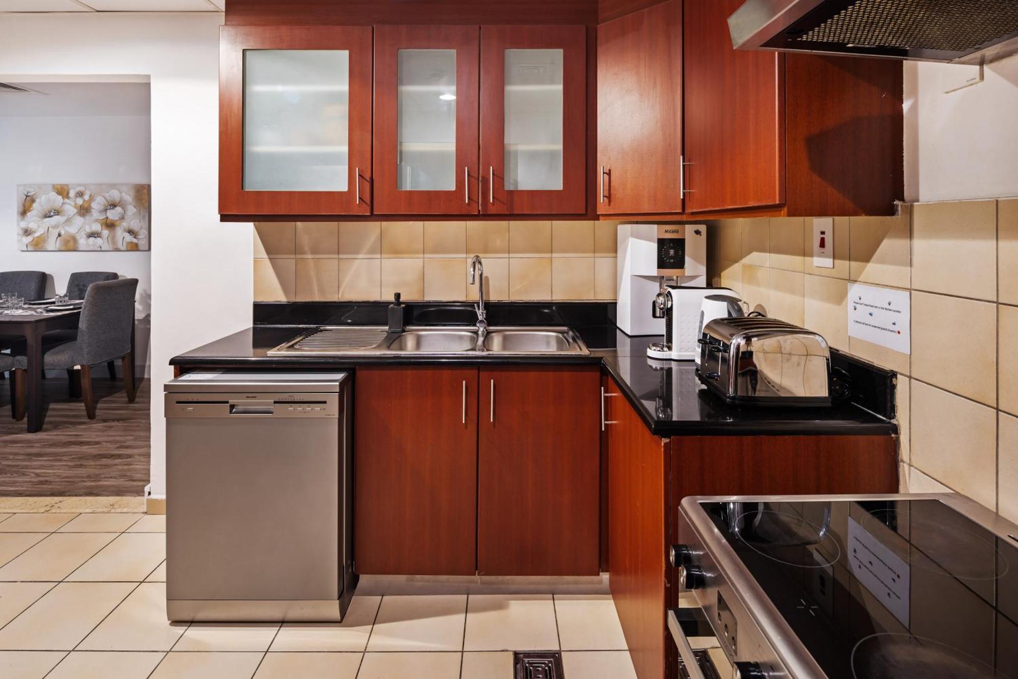 La Buena Vida Homes Apartment